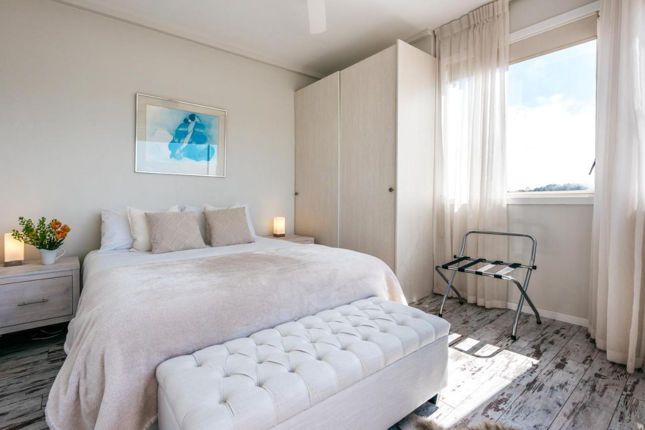 Oneroa Central - Coast & Country Bagian luar foto